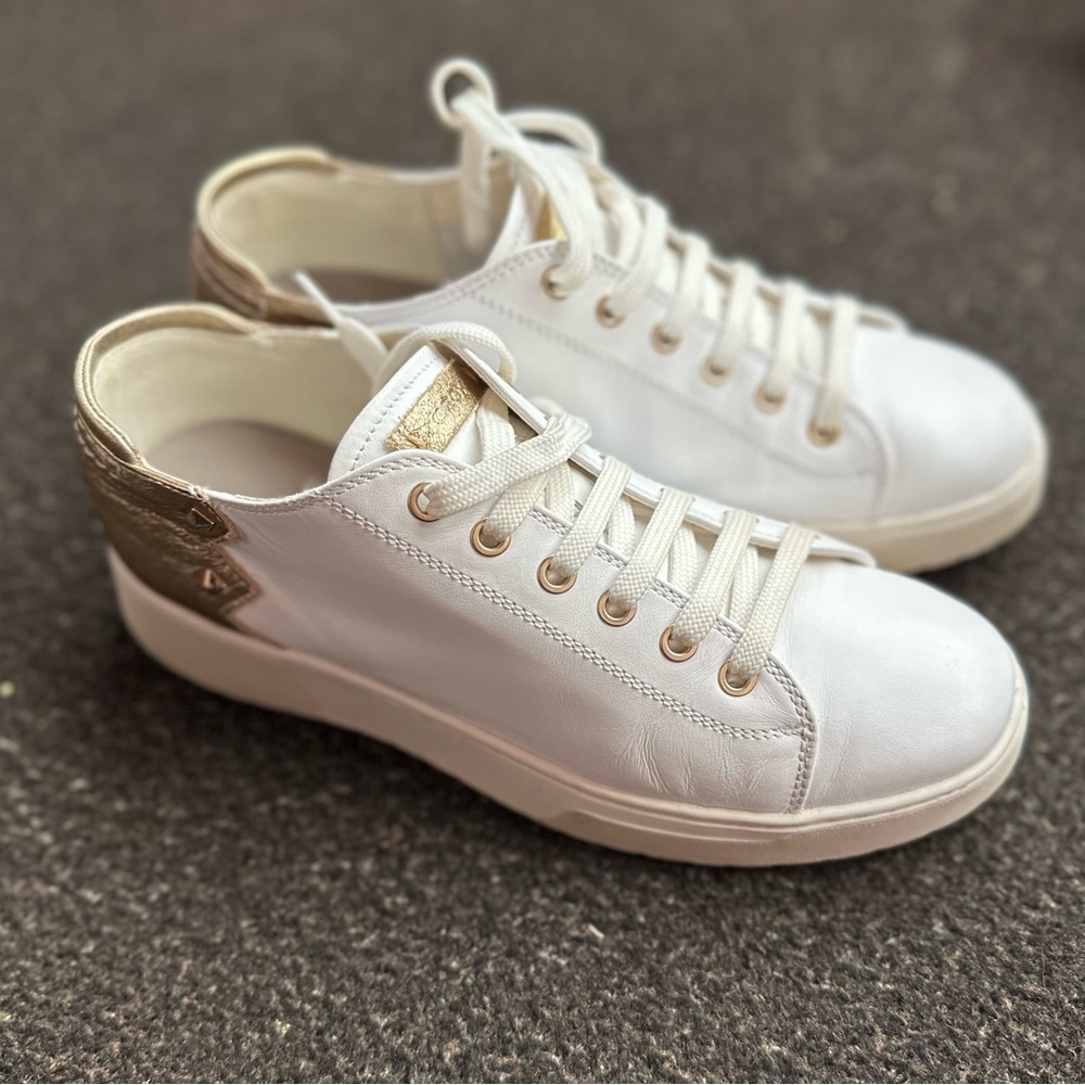 Geox Kaphia Respira White Gold Sneakers Size 8 – Excellent Condition